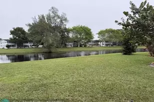 8 Tilford A, Deerfield Beach, FL 33442 - Photo 5