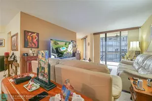 7300 Radice Ct, Lauderhill, FL 33319 - Photo 7