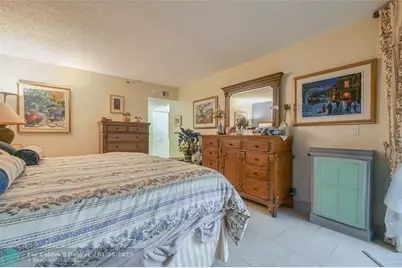 7300  Radice Ct, Unit #302, Lauderhill, FL 33319 - Photo 25