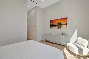 2560 Del Lago Dr, Fort Lauderdale, FL 33316 - Photo 33