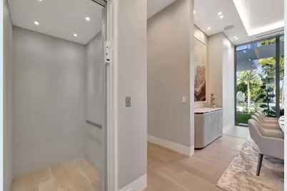 2560  Del Lago Dr, Fort Lauderdale, FL 33316 - Photo 35