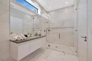 2560 Del Lago Dr, Fort Lauderdale, FL 33316 - Photo 51