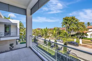 2560 Del Lago Dr, Fort Lauderdale, FL 33316 - Photo 55