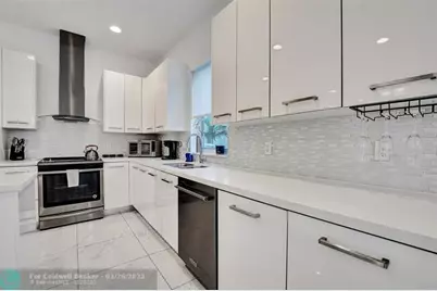 1371 N Ocean Blvd, Pompano Beach, FL 33062 - Photo 25