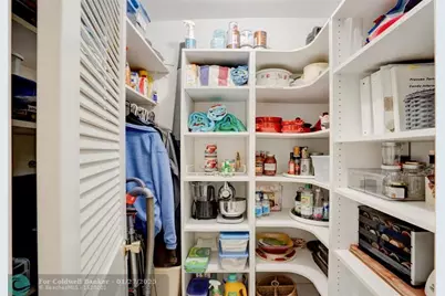 3209 NE 36th St, Unit #8D, Fort Lauderdale, FL 33308 - Photo 11