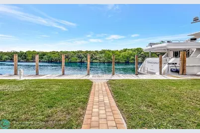 2390 SW 27th Te, Fort Lauderdale, FL 33312 - Photo 59