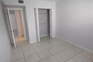 2741 NE 8th Ave, Wilton Manors, FL 33334 - Photo 19