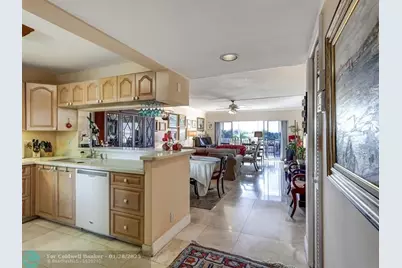 3050 NE 48th Ct, Unit #401, Lighthouse Point, FL 33064 - Photo 9