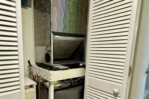 2800 NW 47th Terrace, Fort Lauderdale, FL 33313 - Photo 9