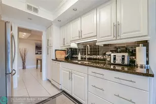 7200 Radice Ct, Lauderhill, FL 33319 - Photo 13