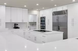 18 Nurmi Dr, Fort Lauderdale, FL 33301 - Photo 17