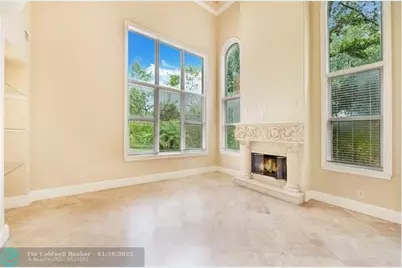 3733  Solana Rd, Miami, FL 33133 - Photo 5