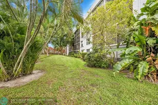 118 Royal Pk Dr, Oakland Park, FL 33309 - Photo 5