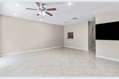 16081  Poppyseed Cir, Unit #2107, Delray Beach, FL 33484 - Photo 13