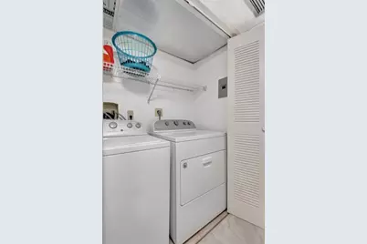 9110  Fairbanks Ln, Unit #5, Boca Raton, FL 33496 - Photo 11