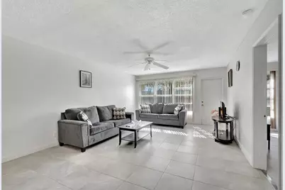 9110  Fairbanks Ln, Unit #5, Boca Raton, FL 33496 - Photo 23
