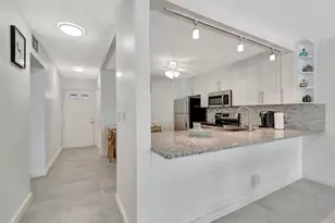 9110 Fairbanks Ln, Boca Raton, FL 33496 - Photo 7