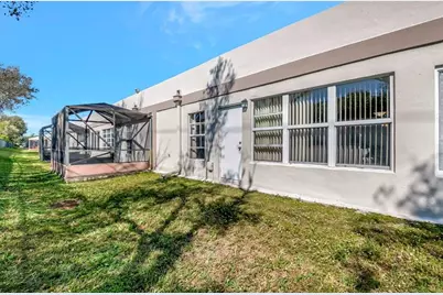 9110  Fairbanks Ln, Unit #5, Boca Raton, FL 33496 - Photo 31