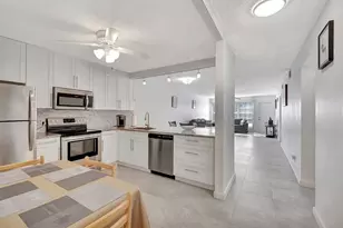 9110 Fairbanks Ln, Boca Raton, FL 33496 - Photo 1