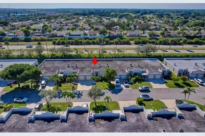 9110  Fairbanks Ln, Unit #5, Boca Raton, FL 33496 - Photo 39