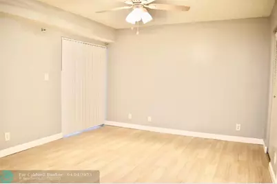 7670  Westwood Dr, Unit #718, Tamarac, FL 33321 - Photo 11