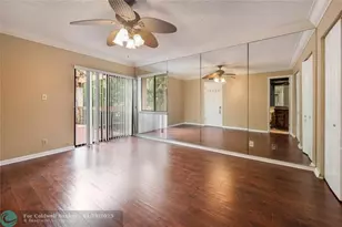 225 Wimbledon Lake Dr Unit, Plantation, FL 33324 - Photo 11