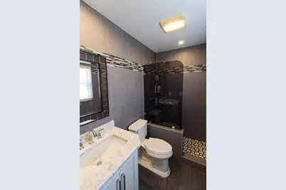 7855 NW 5th Ct, Unit #201, Margate, FL 33063 - Photo 9