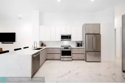 12046 NW 49th Dr, Coral Springs, FL 33076 - Photo 7