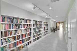 10123 Sunrise Lakes Blvd, Sunrise, FL 33322 - Photo 27