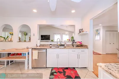 3022  Lucerne Park Drive, Greenacres, FL 33467 - Photo 11