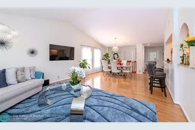 3022  Lucerne Park Drive, Greenacres, FL 33467 - Photo 9