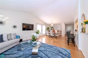 3022 Lucerne Park Dr, Greenacres, FL 33467 - Photo 9