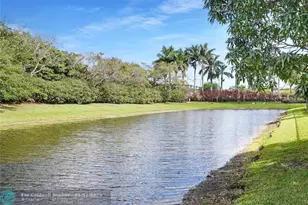 8715 NW 41st St, Cooper City, FL 33024 - Photo 31