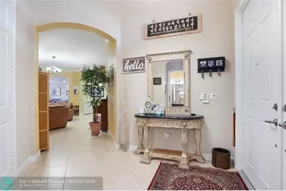 8715 NW 41st St, Cooper City, FL 33024 - Photo 3