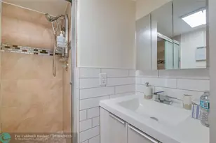 2791 N Pine Island Rd, Sunrise, FL 33322 - Photo 17