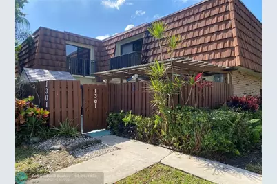 1301 SW 120th Way, Unit #0, Davie, FL 33325 - Photo 5