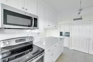 374 Golfview Rd, North Palm Beach, FL 33408 - Photo 15