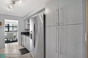 200 Leslie Dr, Hallandale Beach, FL 33009 - Photo 15