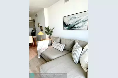 2602 E Hallandale Beach Blvd, Unit #R1010, Hallandale Beach, FL 33009 - Photo 11