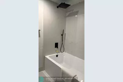 2602 E Hallandale Beach Blvd, Unit #R1010, Hallandale Beach, FL 33009 - Photo 5