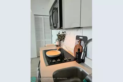 2602 E Hallandale Beach Blvd, Unit #R1010, Hallandale Beach, FL 33009 - Photo 3