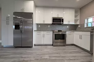 8962 S Hollybrook Blvd, Pembroke Pines, FL 33025 - Photo 5