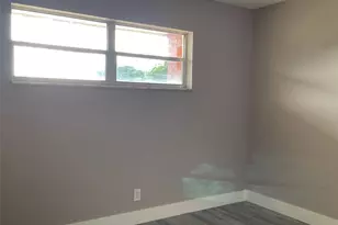 8962 S Hollybrook Blvd, Pembroke Pines, FL 33025 - Photo 15