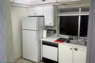 9301 Lime Bay Blvd, Tamarac, FL 33321 - Photo 25