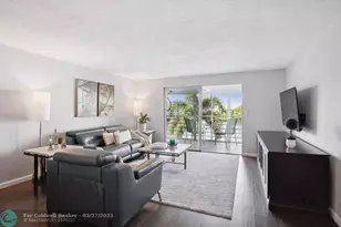 131 SE 3rd Ave, Dania Beach, FL 33004 - Photo 5