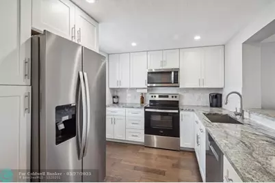 131 SE 3rd Ave, Unit #302, Dania Beach, FL 33004 - Photo 9