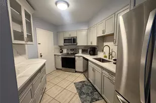 3725 S Ocean Dr, Hollywood, FL 33019 - Photo 9