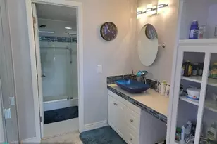 8260 SW 24th St, North Lauderdale, FL 33068 - Photo 17
