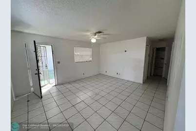 230 SW 1st St, Unit #G-8, Pompano Beach, FL 33060 - Photo 11