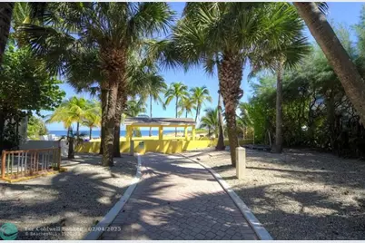 1391 S Ocean Blvd, Unit #105, Pompano Beach, FL 33062 - Photo 15